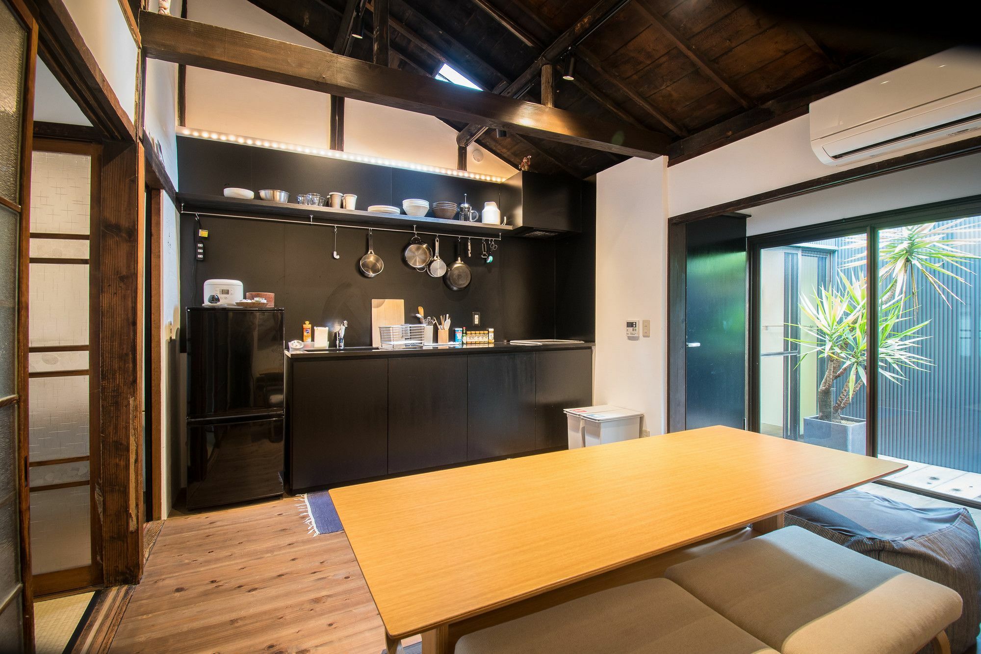 The Black House Kyōto Exterior foto